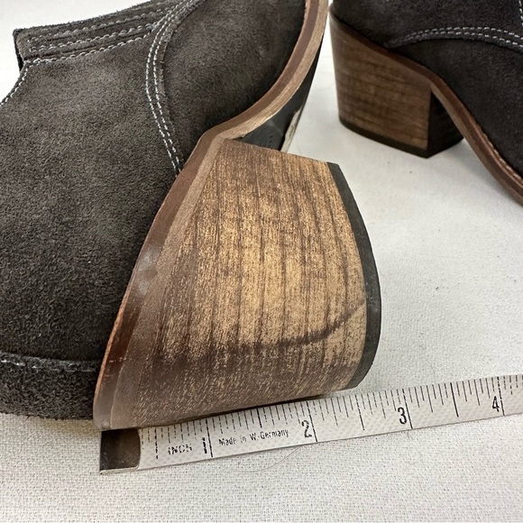 Anthropologie Sixtyseven Gray Suede Cowgirl Ankle Bootie 6 - Picture 11 of 11